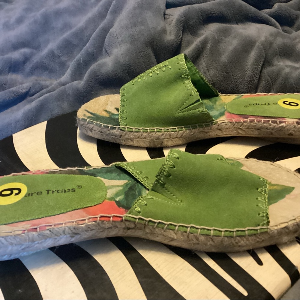 Bare Traps Lime green Suede Espadrille Slides, New - Picture 7 of 8